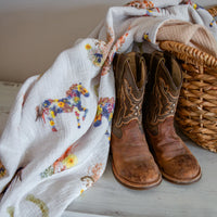 Horseshoe baby blanket