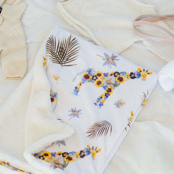 Giraffe Minky Baby Blanket