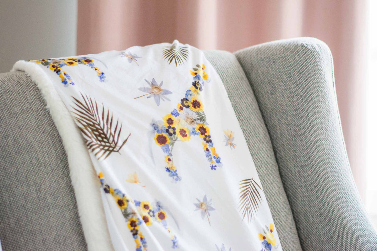 Giraffe Minky Baby Blanket