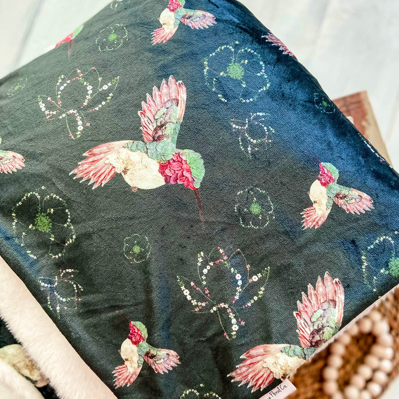 Plush Throw Blanket with Floral Hummingbird Pattern
