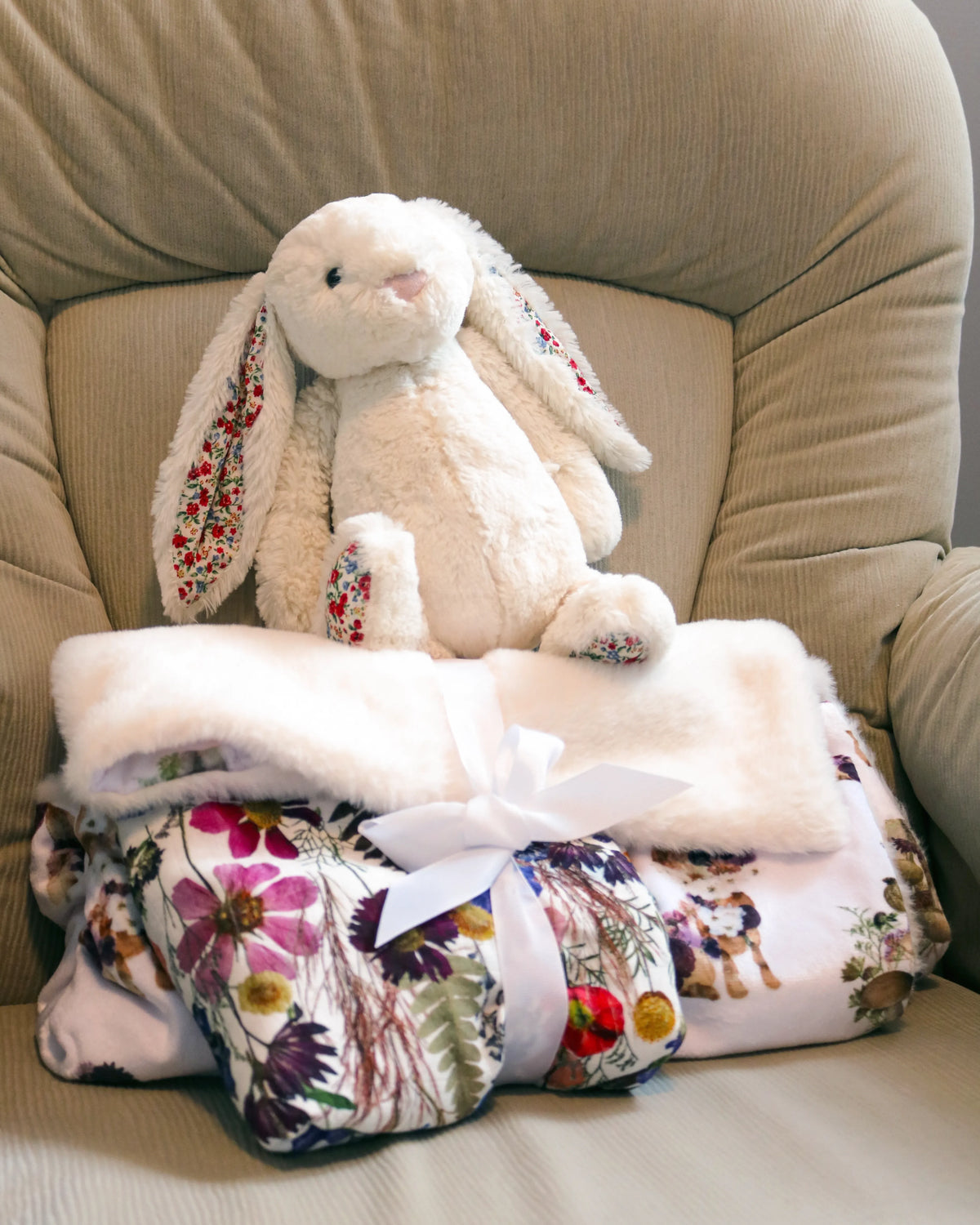 Baby Blanket & Swaddle Gift Bundle