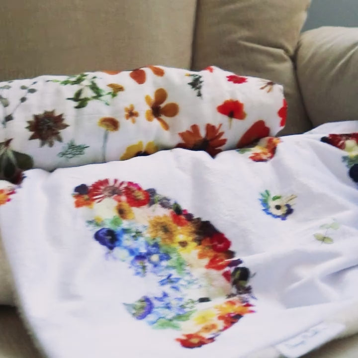 Baby Blanket & Swaddle Gift Bundle